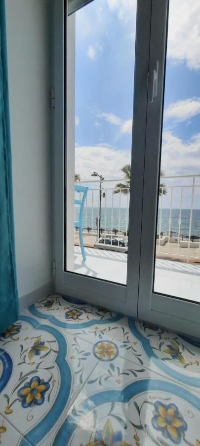 אגרופולי B & Beach מראה חיצוני תמונה