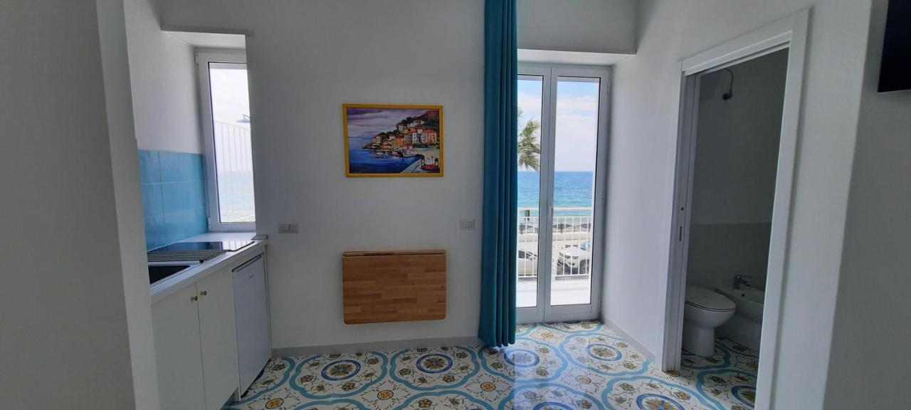 אגרופולי B & Beach מראה חיצוני תמונה