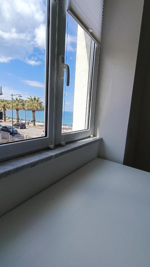אגרופולי B & Beach מראה חיצוני תמונה