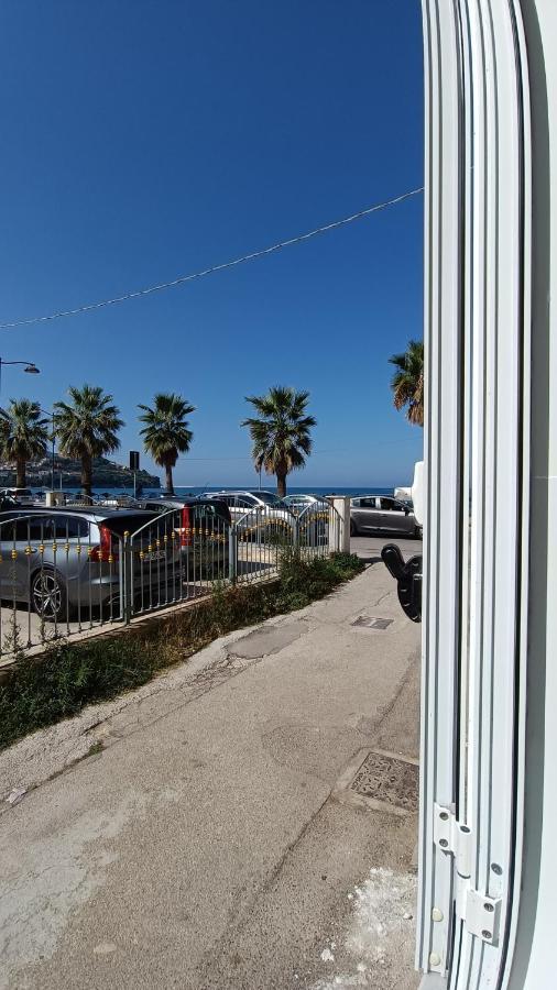 אגרופולי B & Beach מראה חיצוני תמונה